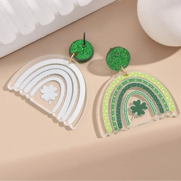 Acrylic Green Clover and Rainbow Earrings - Picture 4 of 4
